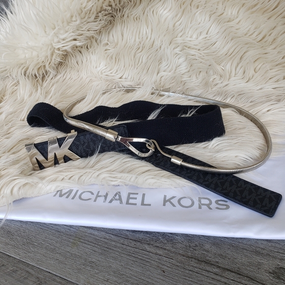 MICHAEL KORS - 2 belt bundle - Picture 1 of 13